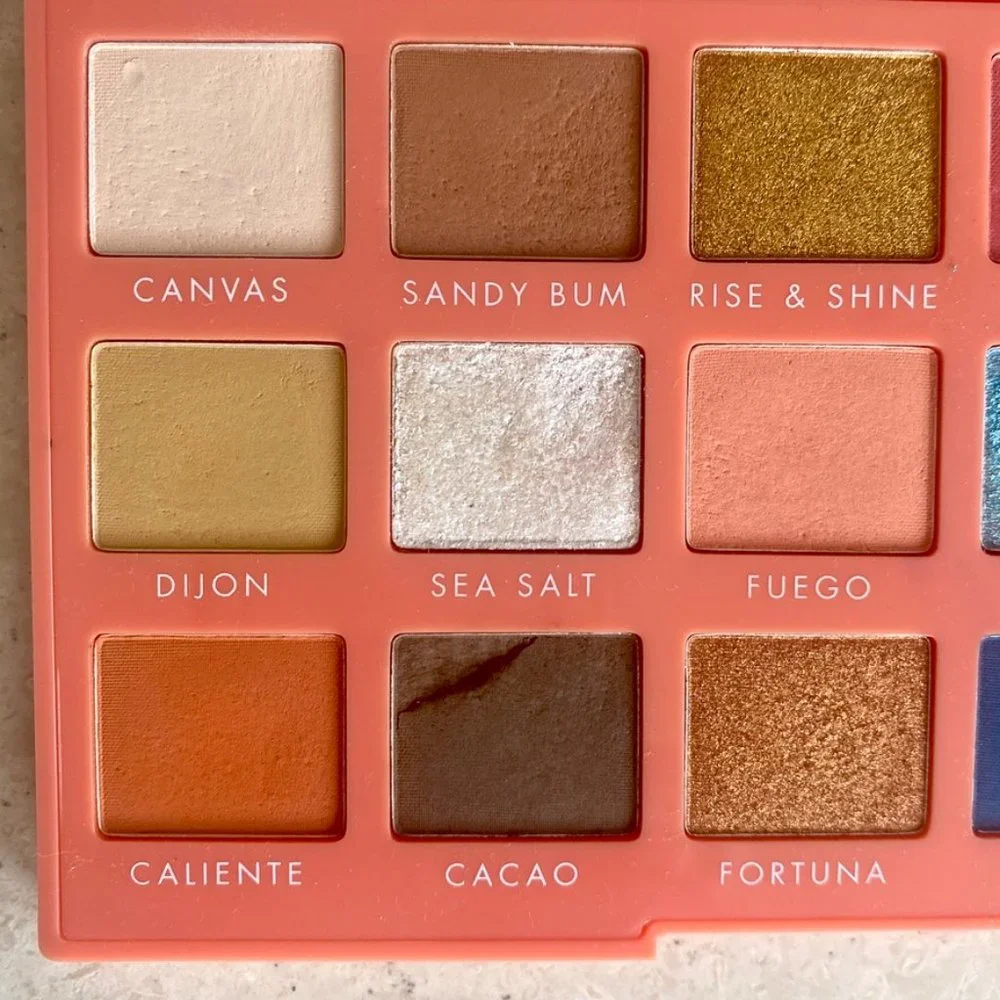 🧡Mix-N-Match 3/$25🧡 e.l.f. Retro Paradise Eyeshadow Palette
